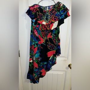 Moamoa floral asymmetrical sleeveless top